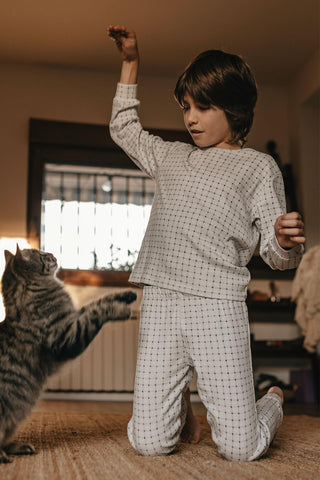Minik Kareler Uzun Kollu Pijama Takımı